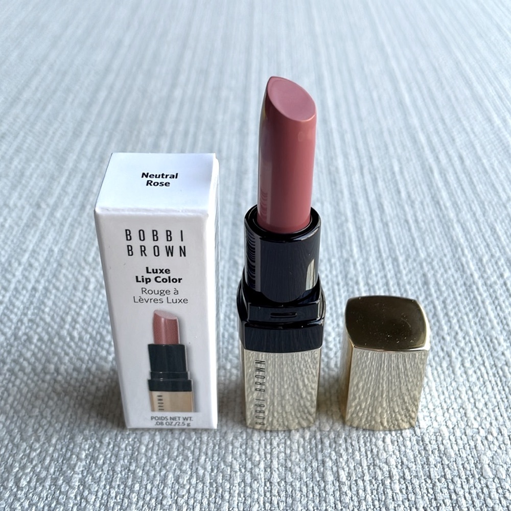Bobbi Brown mini luxe lipstick in neutral rose